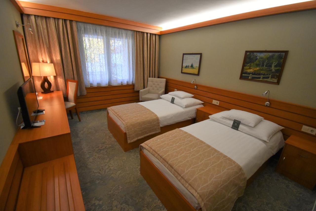 Hotel Club Tisza Lakitelek Экстерьер фото